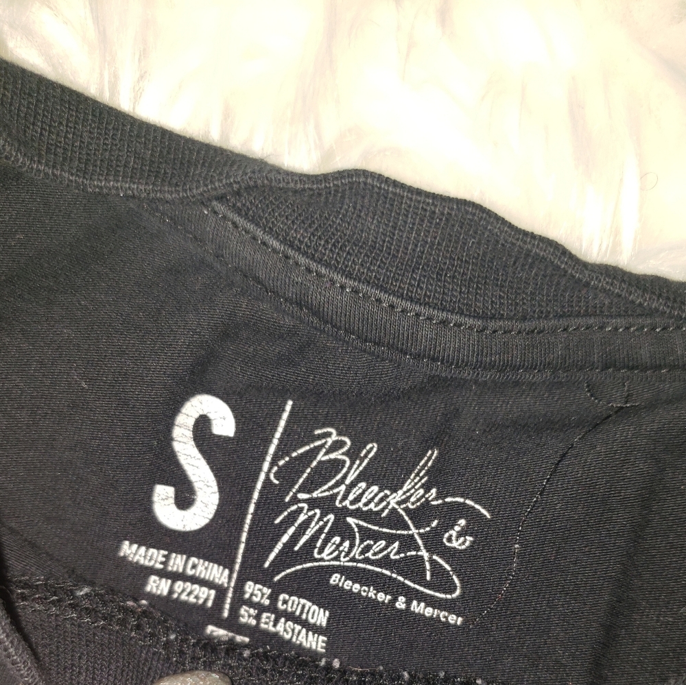 T shirt - Picture 4 of 5